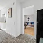 Apartament Sea & - *